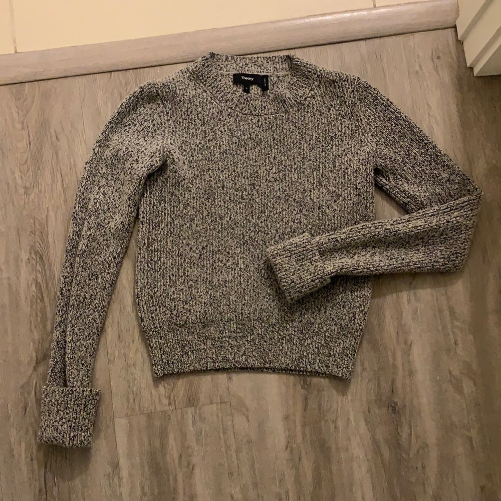Theory gray sweater
